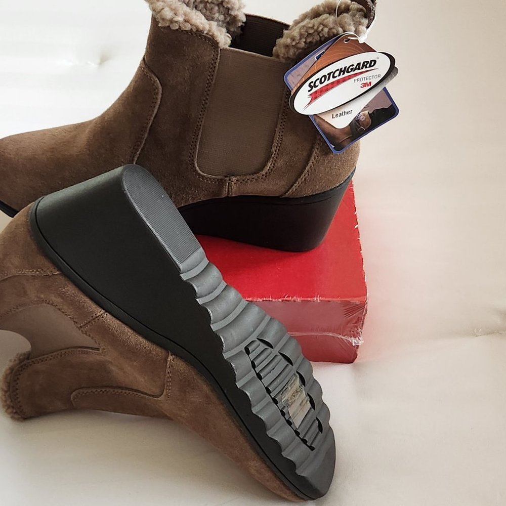 Weather Smart Easy Care White Mountain Brown Suede Boots. Size 9. NWT - Picture 14 of 16